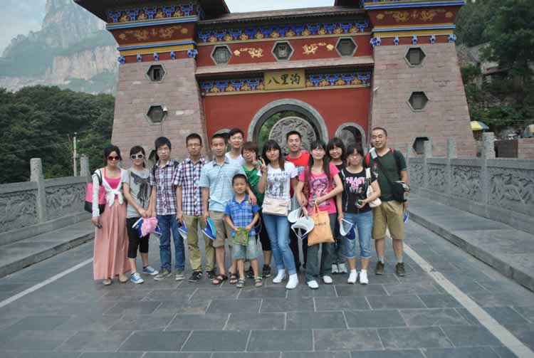 �Ʒ��F(tu��n)꠰���Ͼ���