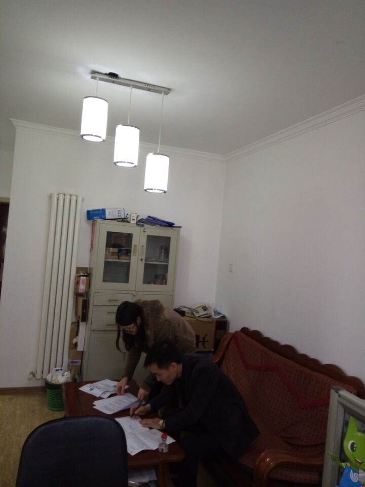 �����Ļ���˾�͑����Ʒ��k���W(w��ng)վ�����J�C�Y��