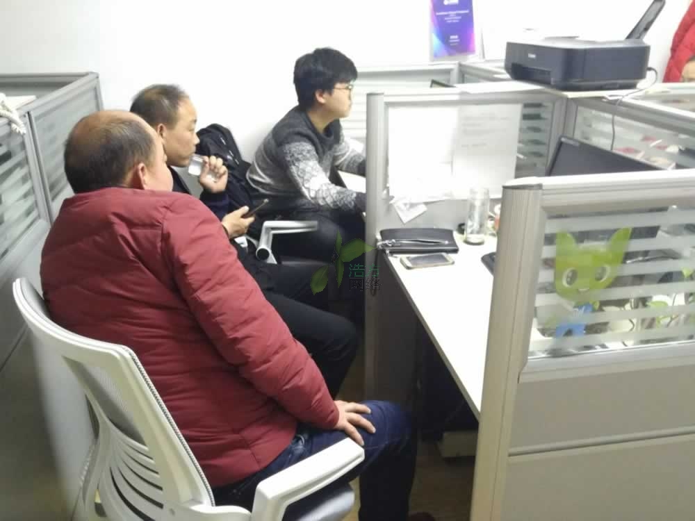 �A�ɿ͑��(l��i)�ҹ�˾��(du��)�W(w��ng)վ���O(sh��)�M(j��n)�М�ͨ