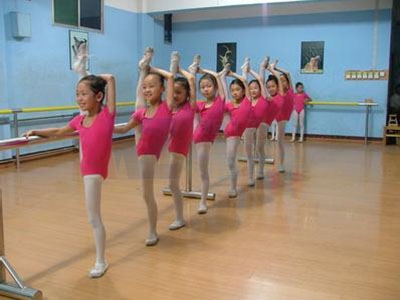 ���ݷ���ˇ�g(sh��)��Ӗ�WУС����